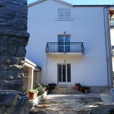 Bonaparte Apartman *